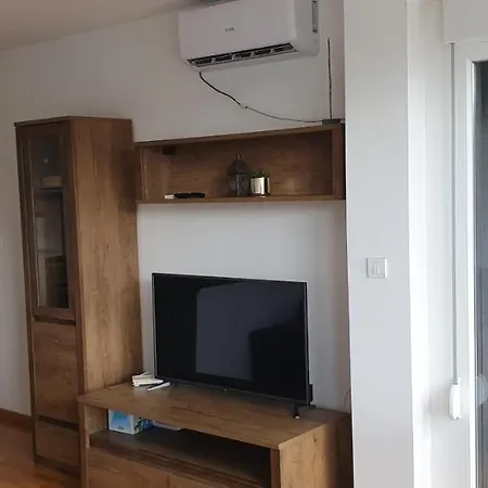 Апартаменты Modern In *